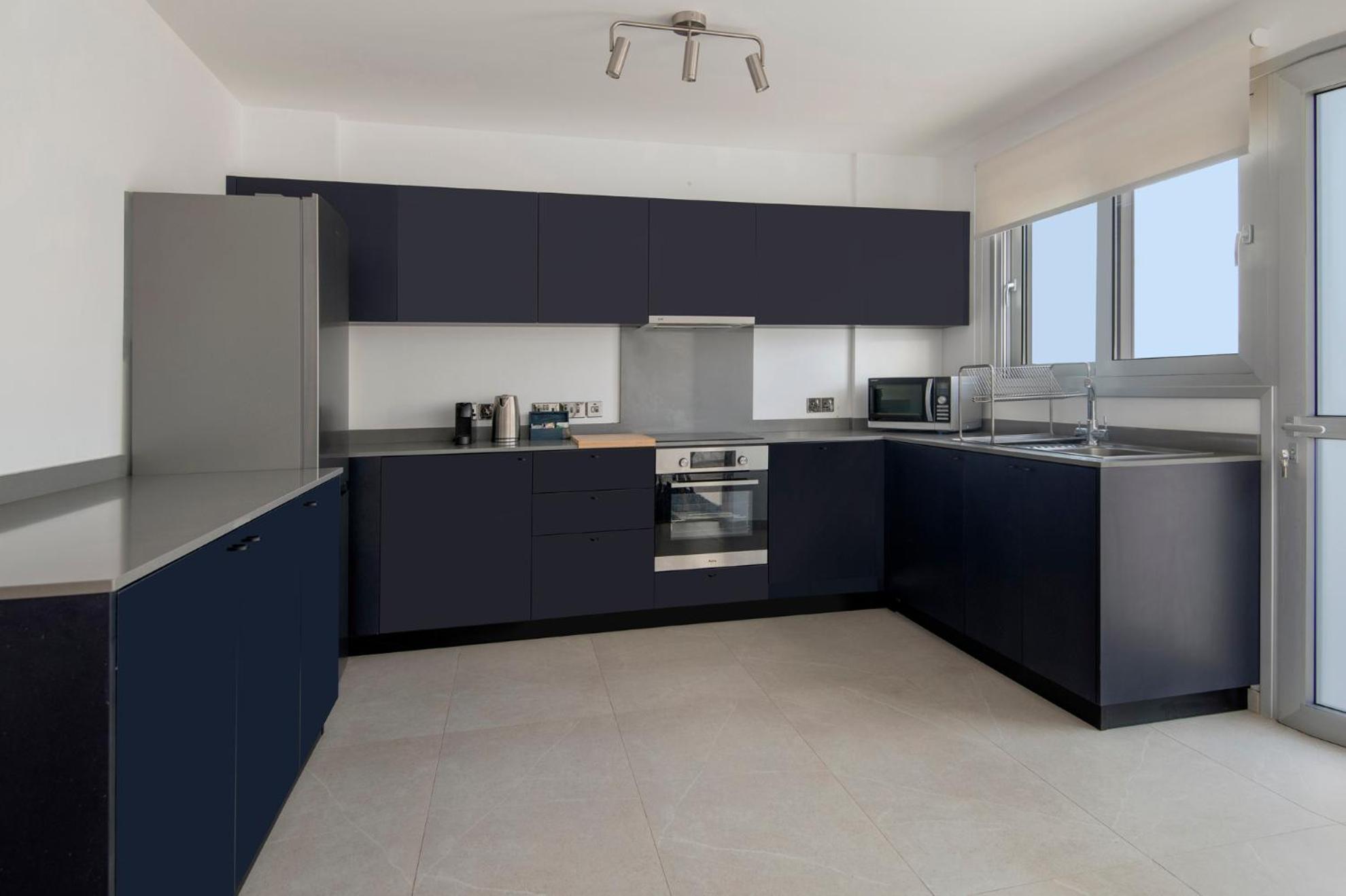 Amazing Two Bedroom Apartment ラルナカ エクステリア 写真