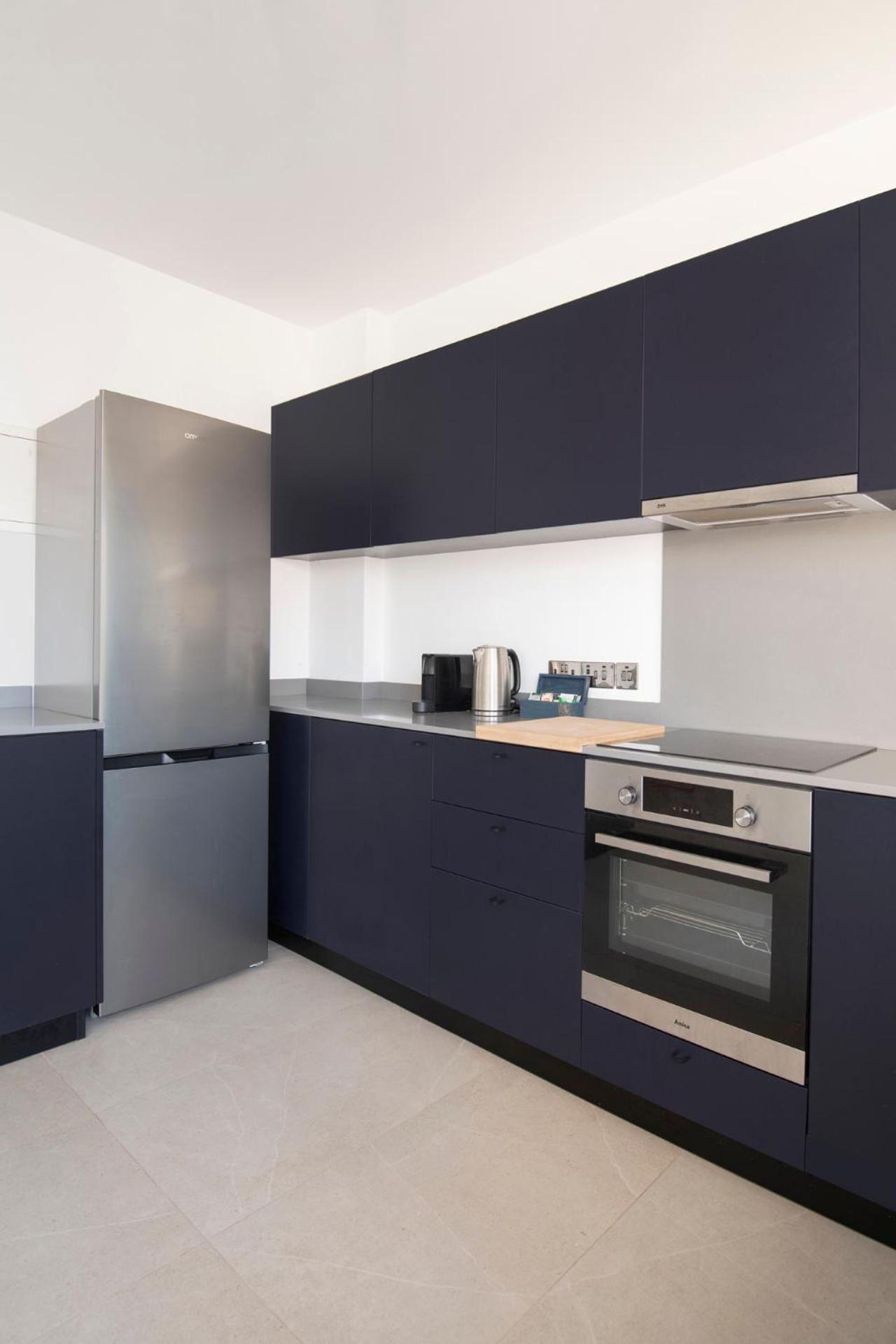 Amazing Two Bedroom Apartment ラルナカ エクステリア 写真